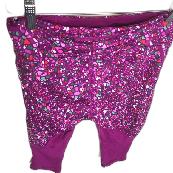 Lululemon Paradise Camo Real Quick Crop Leggings Size 6 - Picture 15 of 16